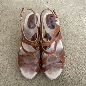 Super cute wedge sandals size 8